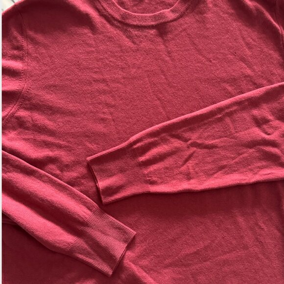 Loro Piana Men's Superlight Long Sleeve Crewneck 100% Cashmere Tibetan Red IT 48 - Picture 11 of 16